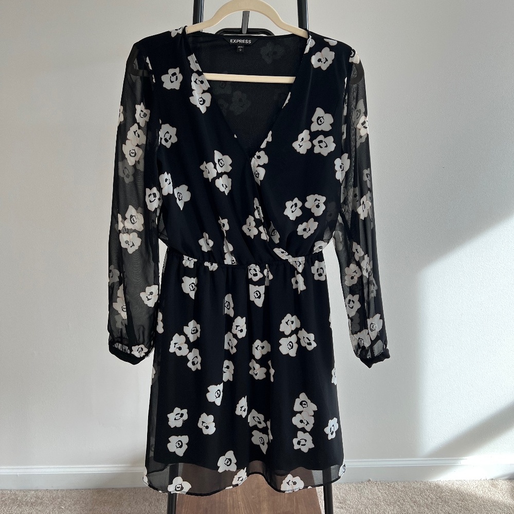 Express Black Dress White Floral Pattern Sheer Long Sleeves Size Small